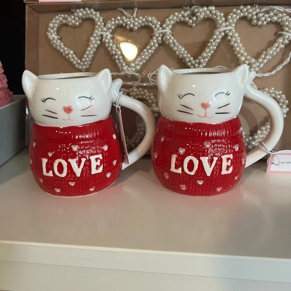 Cupcakes and Cashmere Cat-Themed "Love" Mugs - Perfect Gift. Pair of 2 - Picture 3 of 5